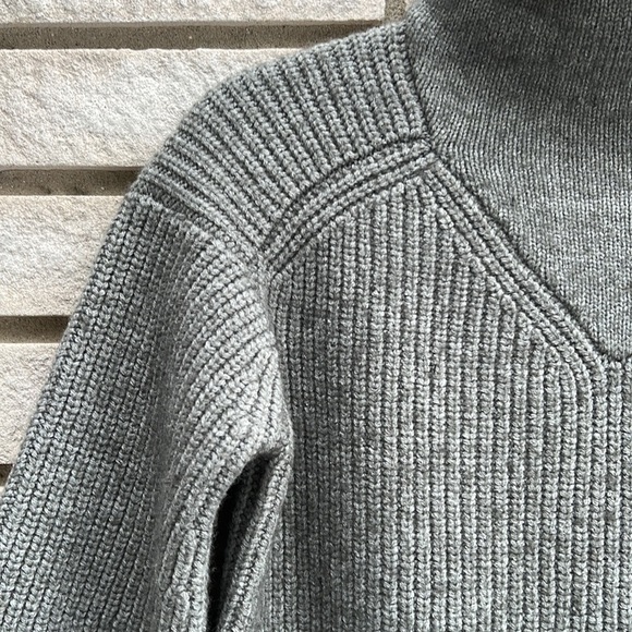 Ellen Tracy Wool Mock Neck Sweater with 3/4 Length Sleeves Size S - Picture 5 of 9